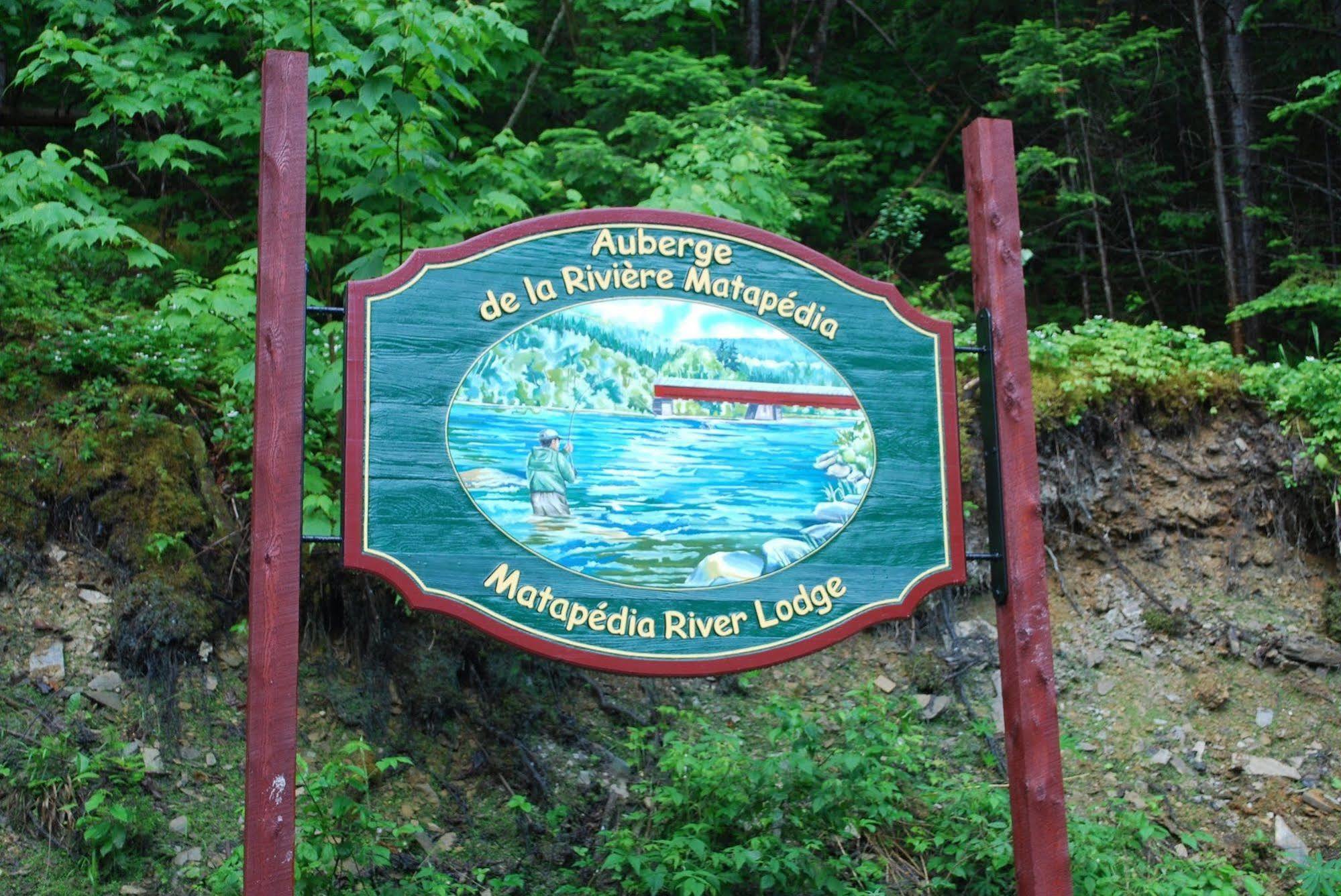Auberge De La Riviere Matapedia - Matapedia River Lodge Routhierville Luaran gambar