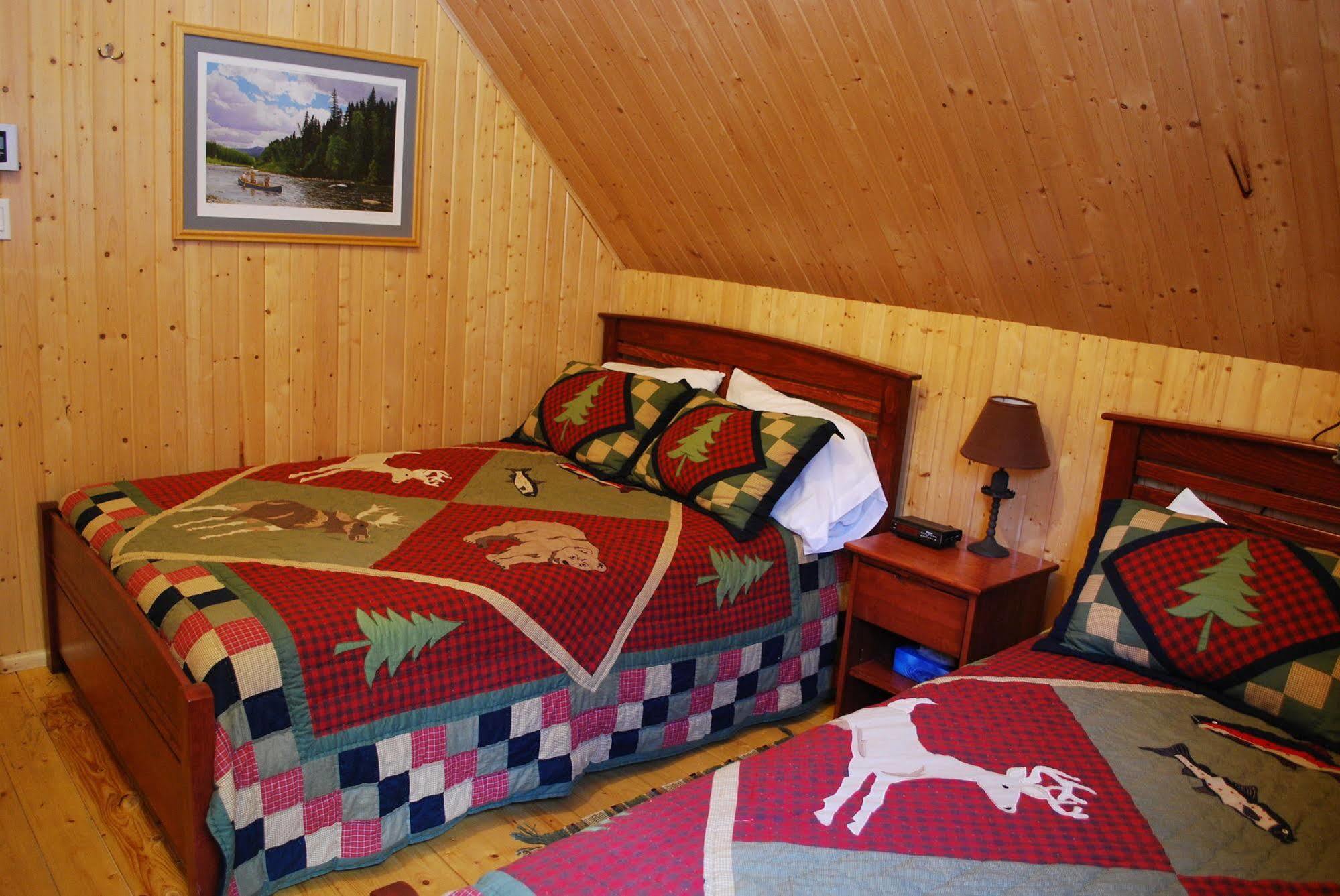 Auberge De La Riviere Matapedia - Matapedia River Lodge Routhierville Luaran gambar