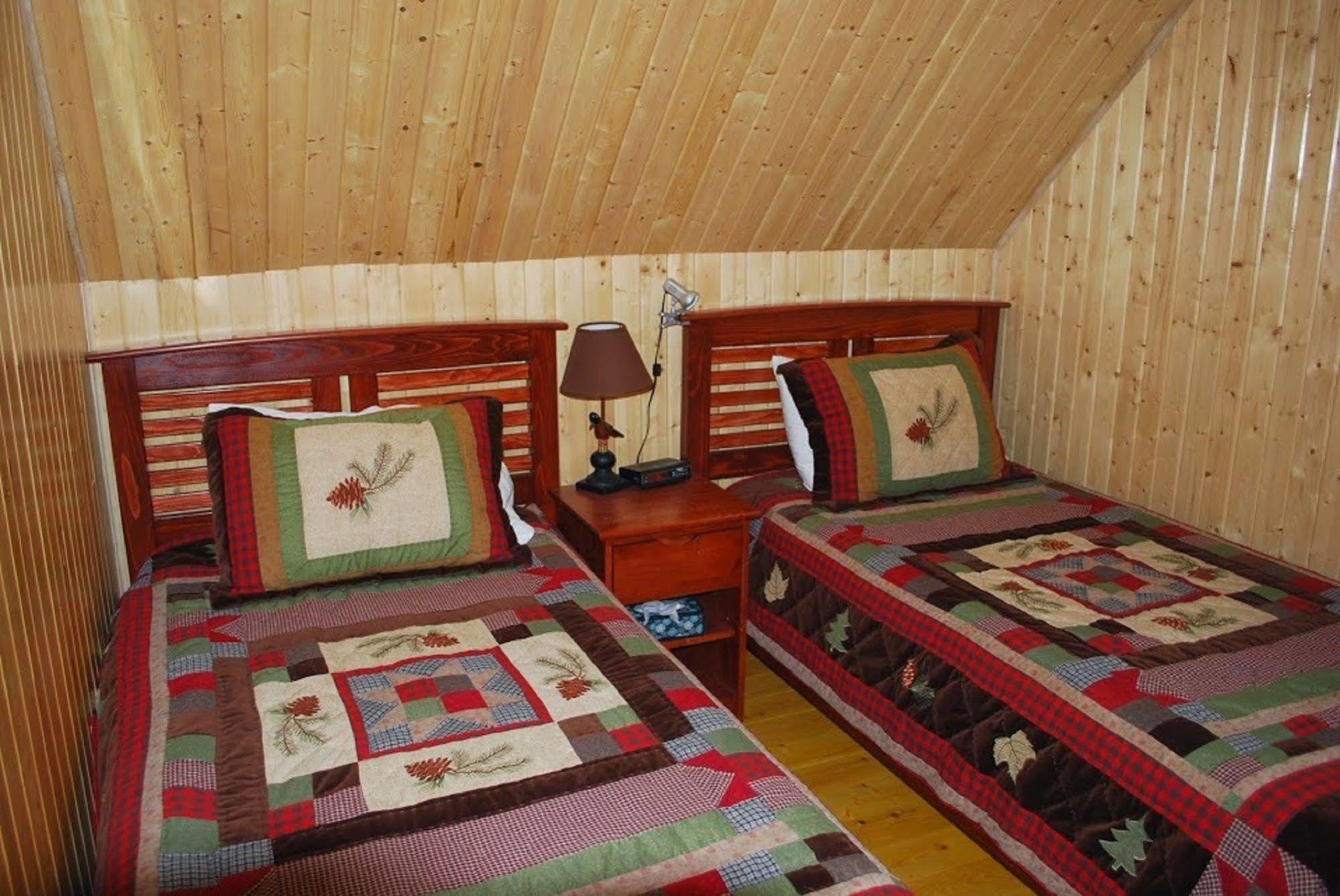 Auberge De La Riviere Matapedia - Matapedia River Lodge Routhierville Luaran gambar