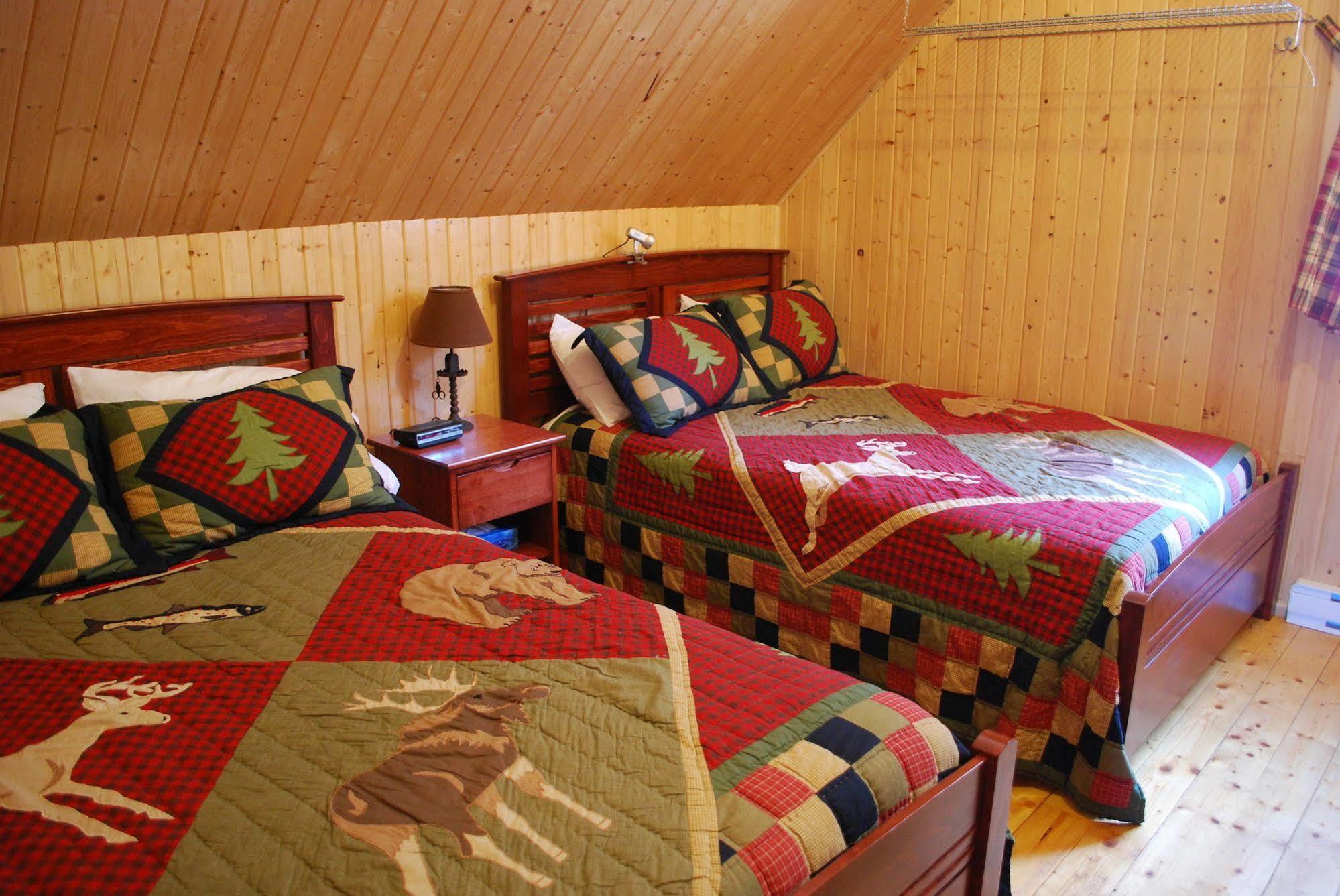 Auberge De La Riviere Matapedia - Matapedia River Lodge Routhierville Luaran gambar